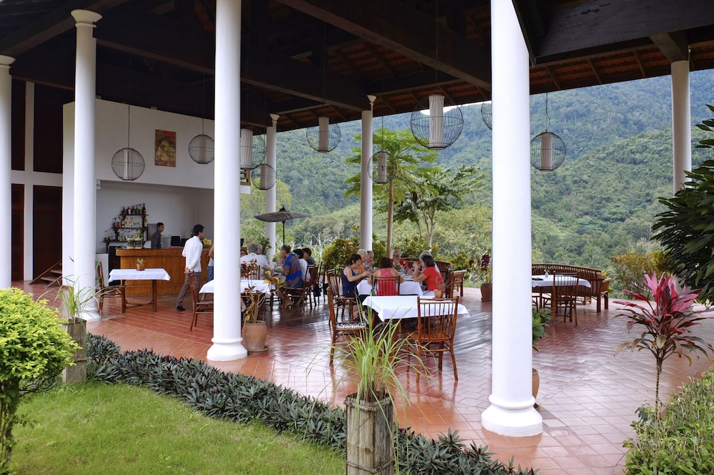 SANCTUARY PAKBENG LODGE 80/86