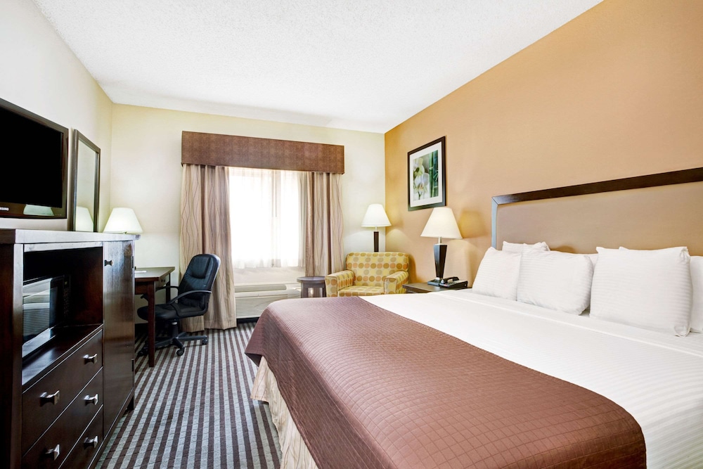 Baymont By Wyndham Dallas / Love Field 15/33
