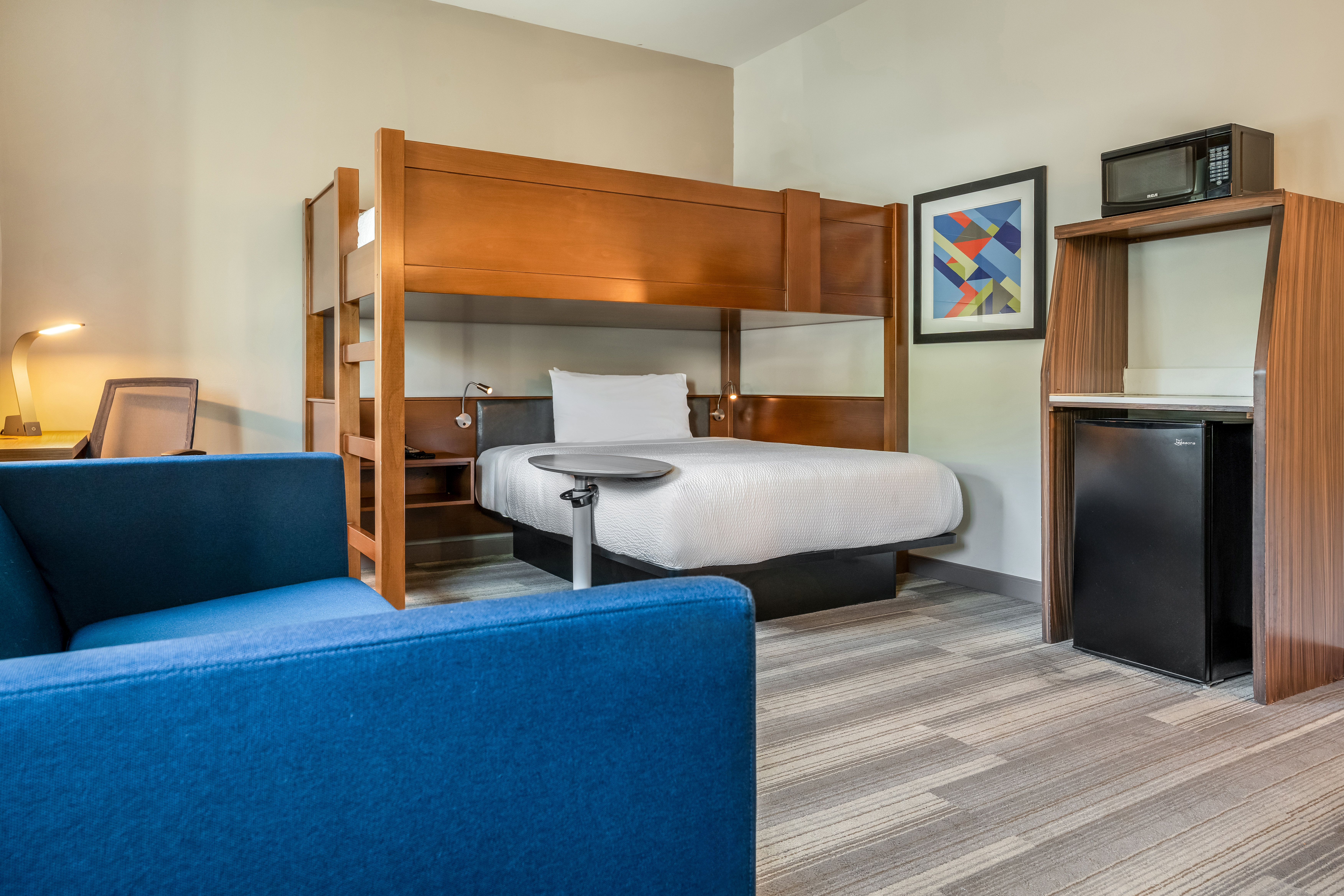 Holiday Inn Express New Orleans St Charles 10/43