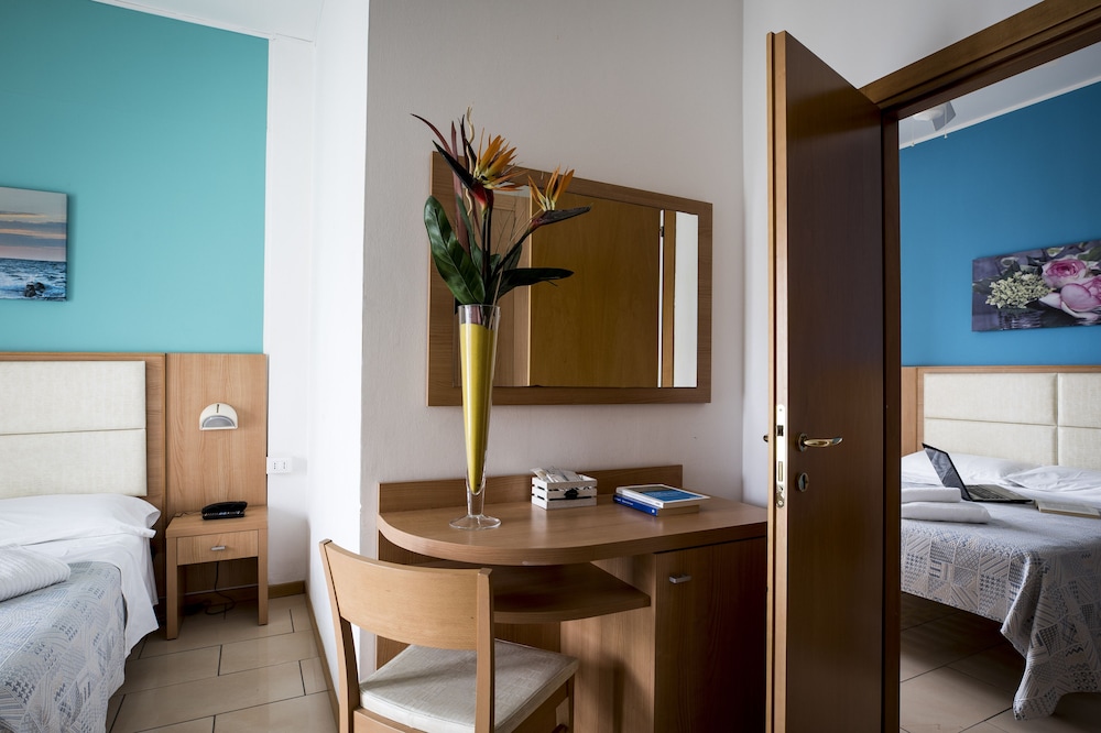 Hotel Figaro 44/60
