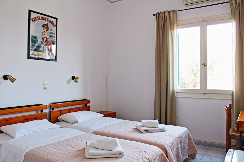 Aegina Hotel 22/73