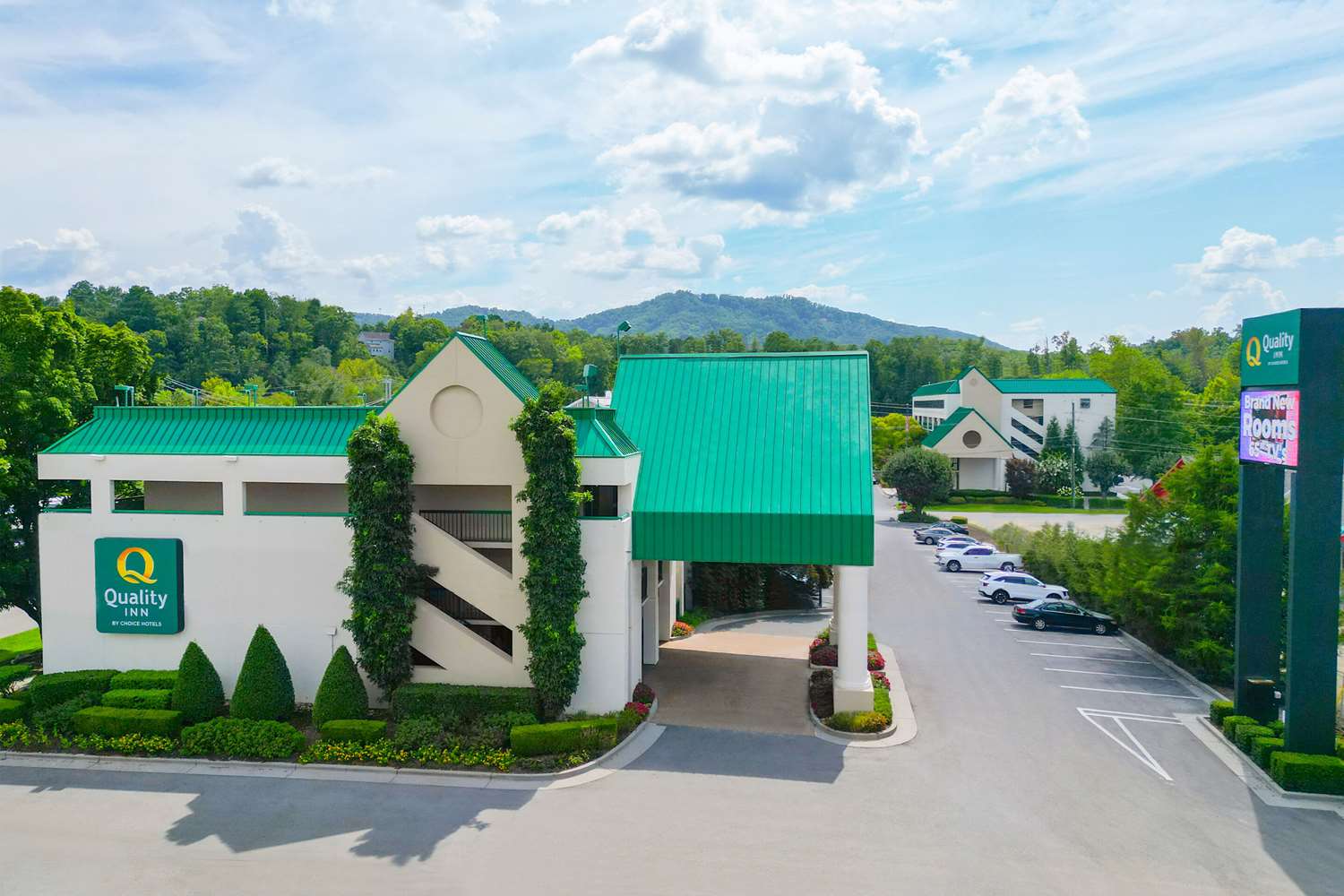 Quality Inn Near The Island Pigeon Forge 48/58
