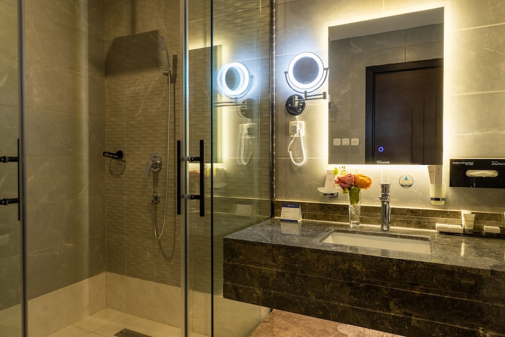 فندق سويس انترناشيونال الطائف(Swiss International Taif Hotel) 52/54