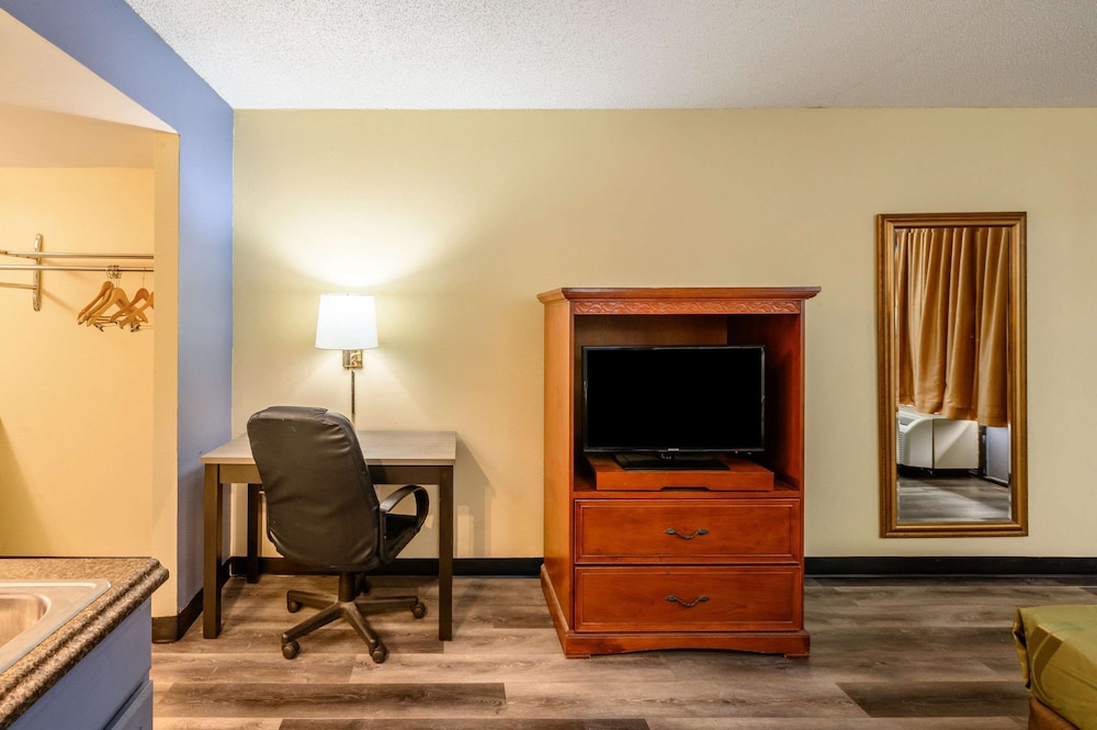 Quality Inn New Orleans I-10 East 20/25