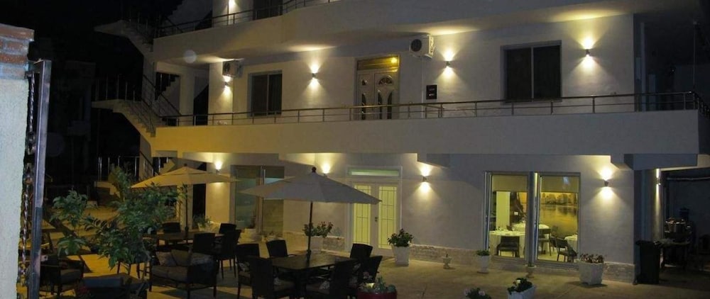 Hotel Nika 1/39