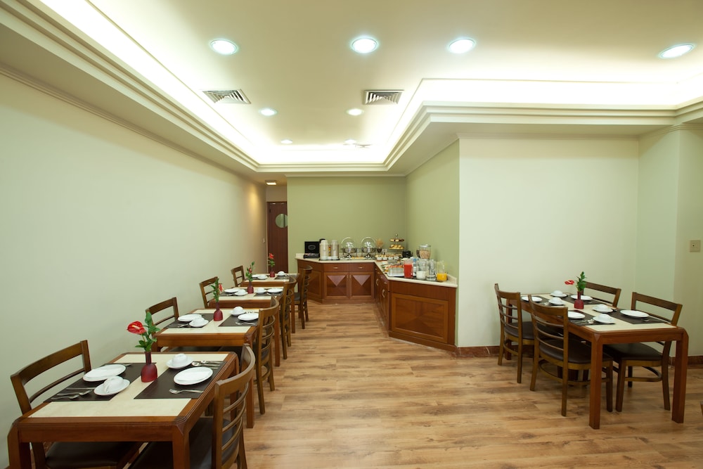 Hotel Moncloa 22/25