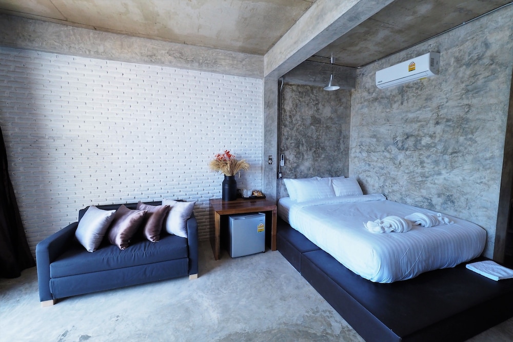 The River Life Resort 19/67