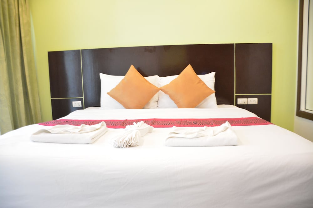 Standard, Double Bed, Zephyr Grand Hotel 5/6