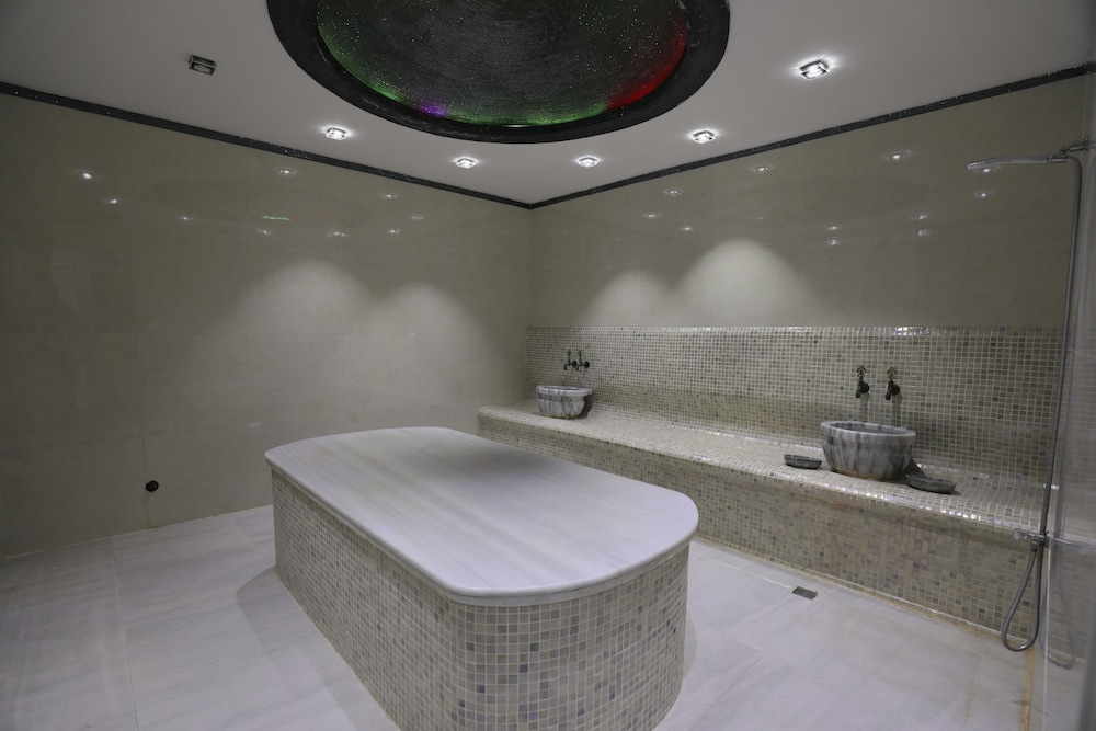 Alis Hotel Baku 23/37