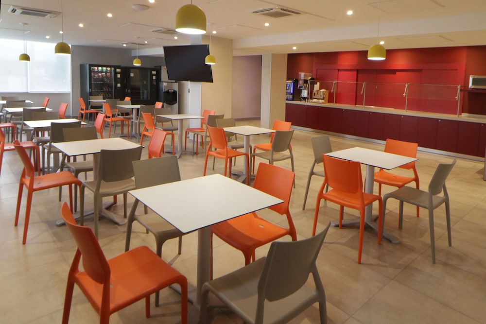 City Express Junior by Marriott Tijuana Otay 28/48