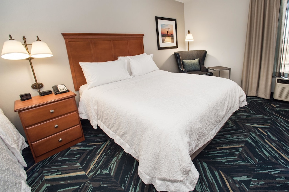 Hampton Inn Clarksville 20/60