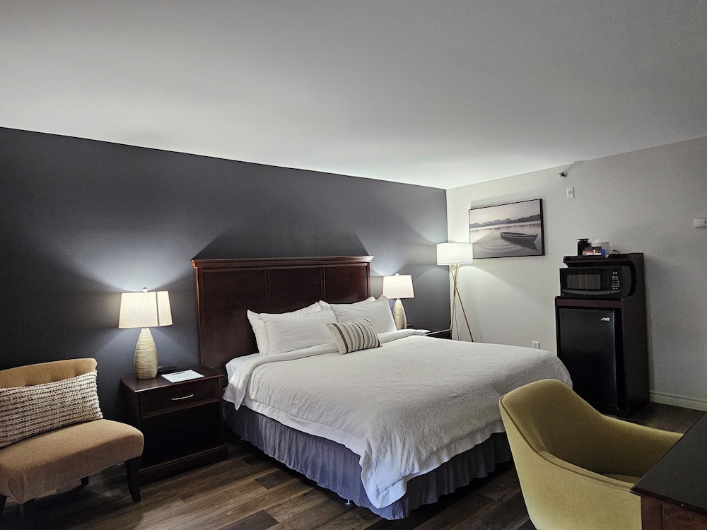 Standard, King Bed