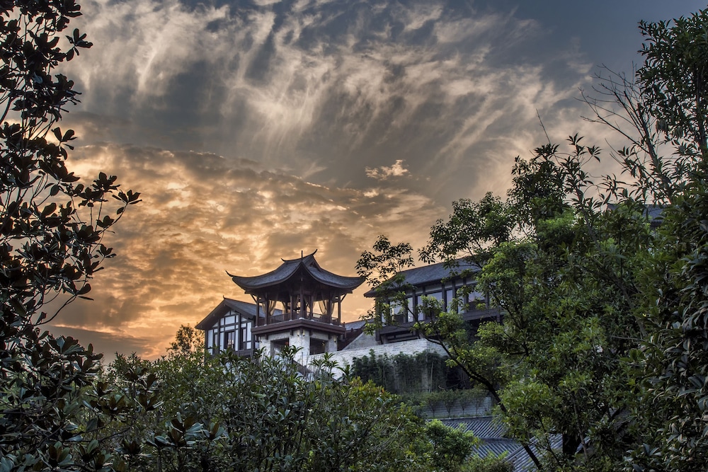 Banyan Tree Chongqing Beibei 42/50