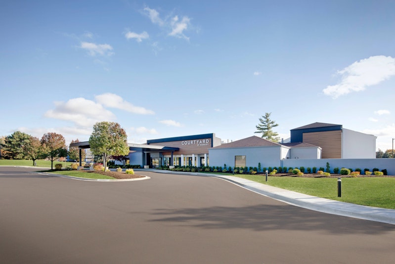 Courtyard by Marriott Southfield 53/54