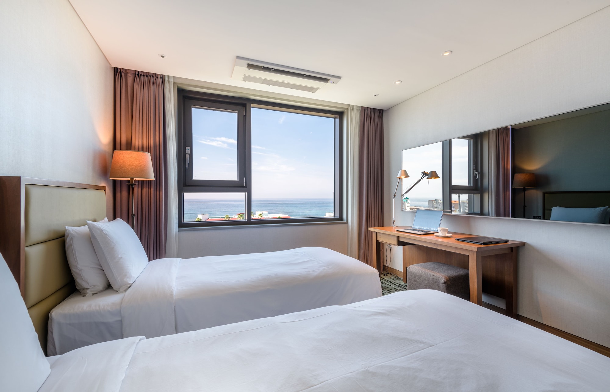 DELUXE, FAMILY, OCEAN VIEW
