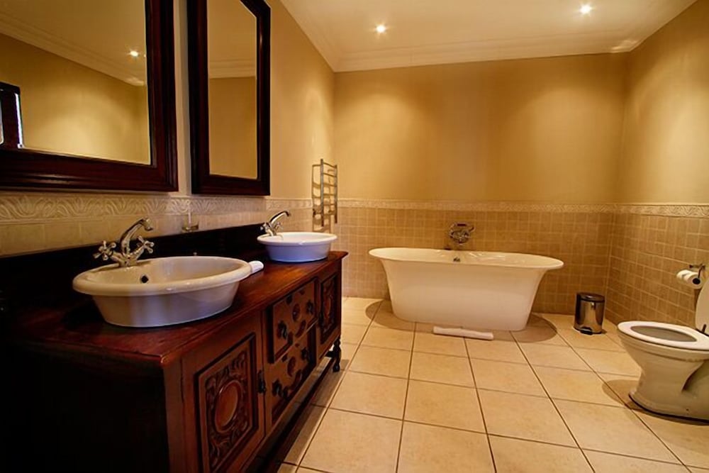 Afrique Boutique Hotel Ruimsig 48/50