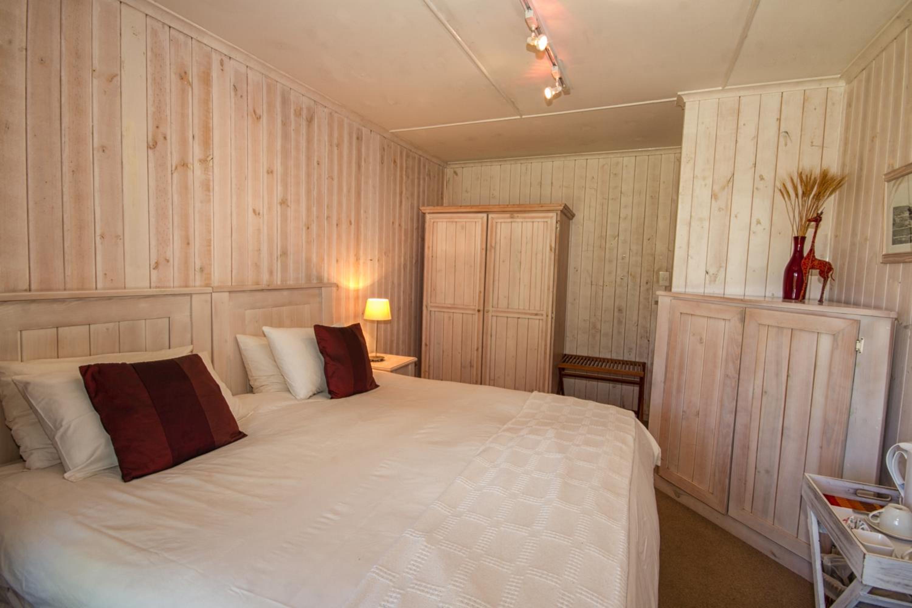 Piesang Valley Lodge 4/31