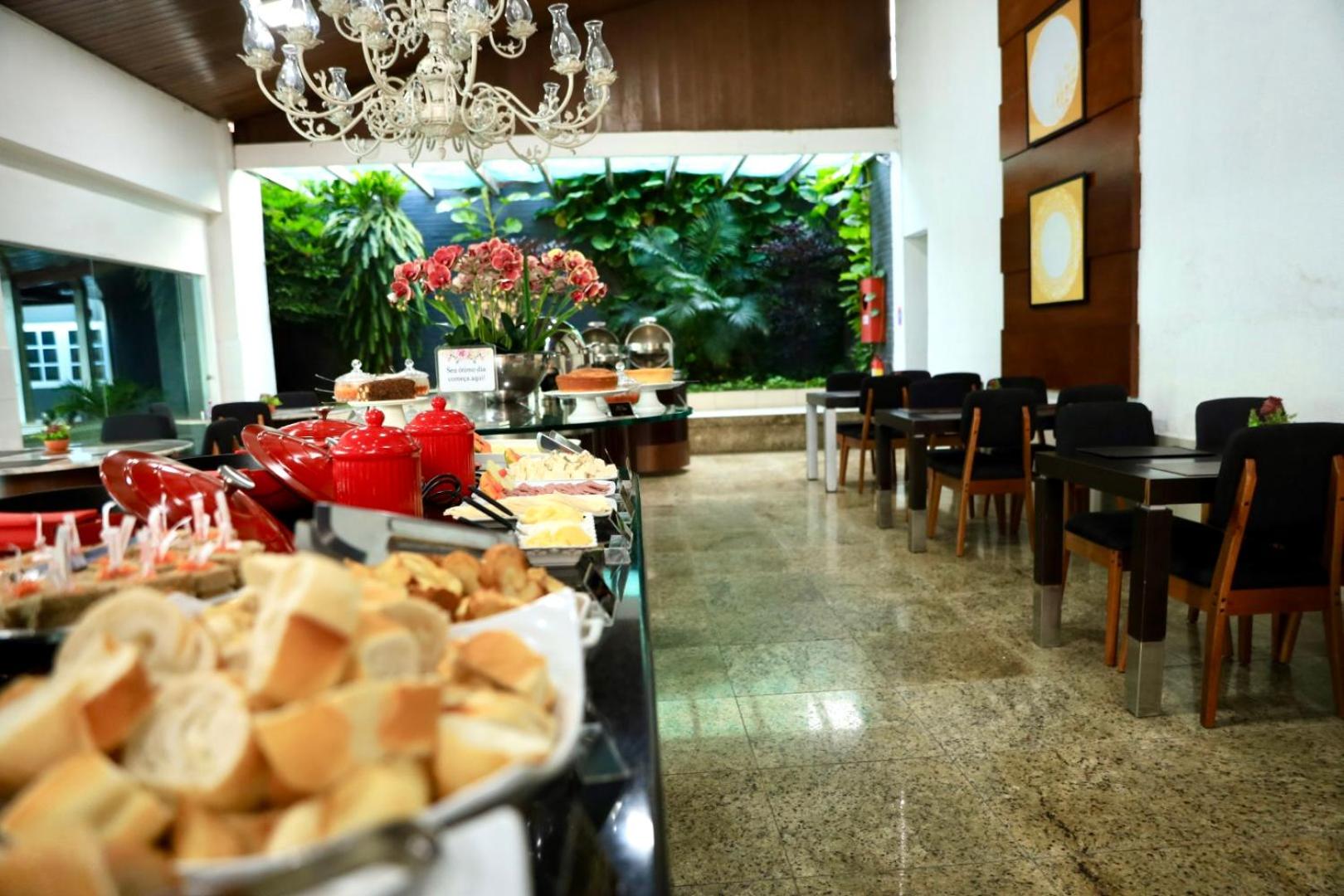 Hotel Village Premium Caruaru 23/30