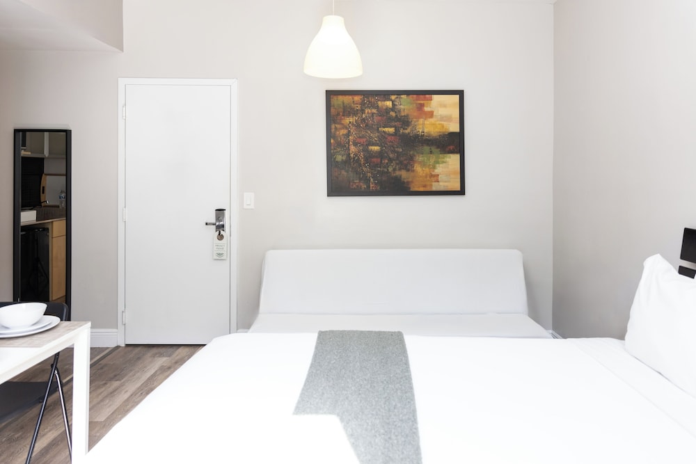 Ocean Reef Suites 27/62