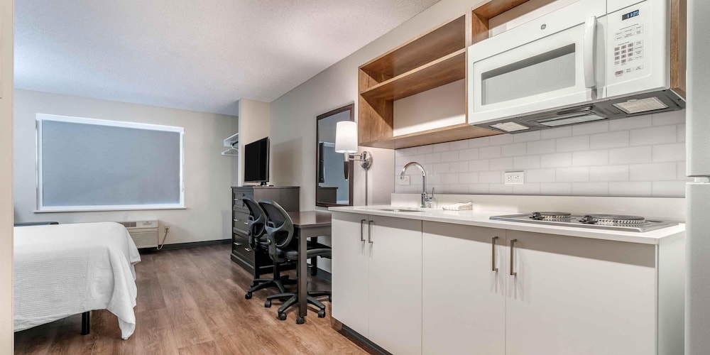 Extended Stay America Premier Suites San Francisco Belmont 50/57