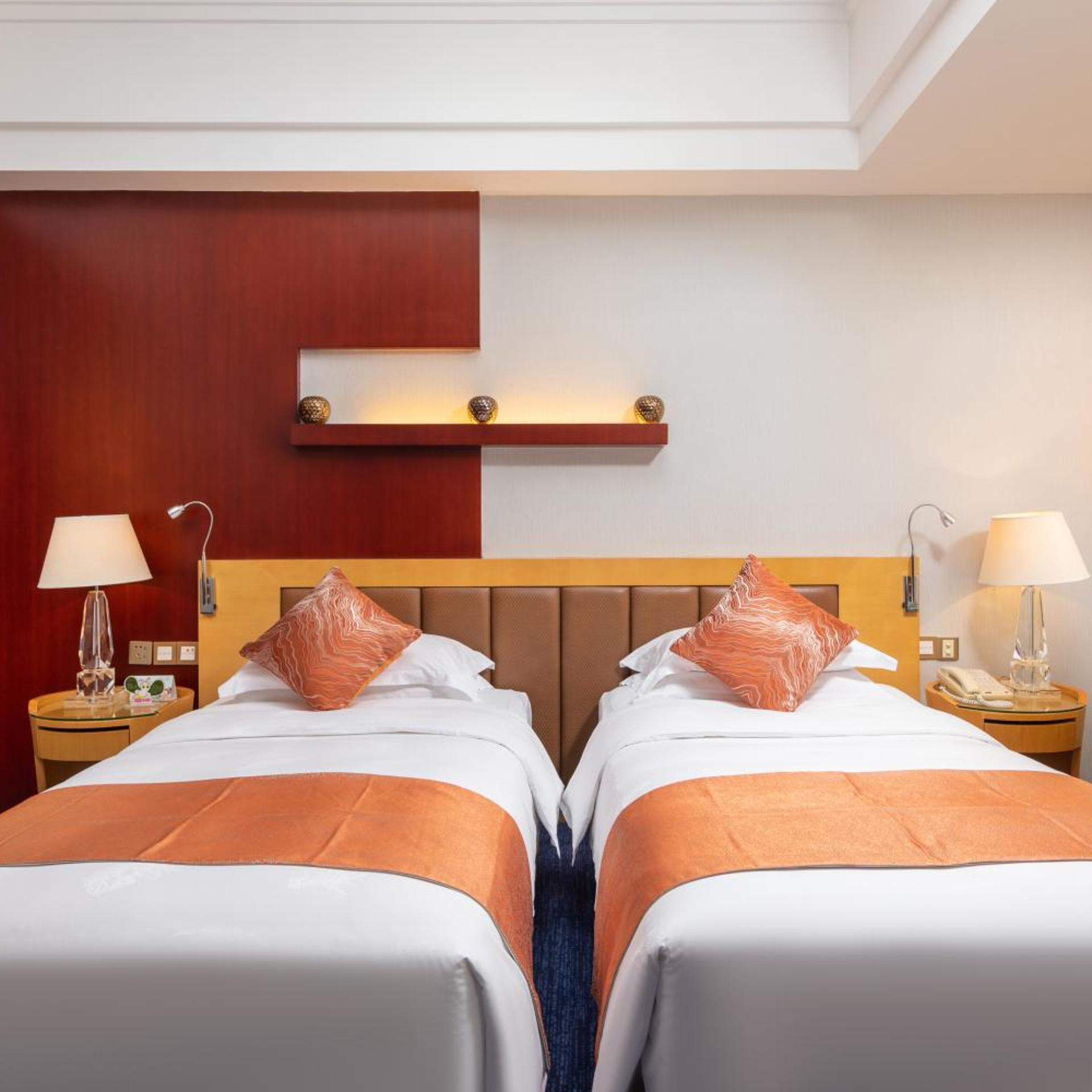 Macau, Deluxe, Twin Beds, Ocean View، Zhuhai Charming Holiday Hotel 2/7