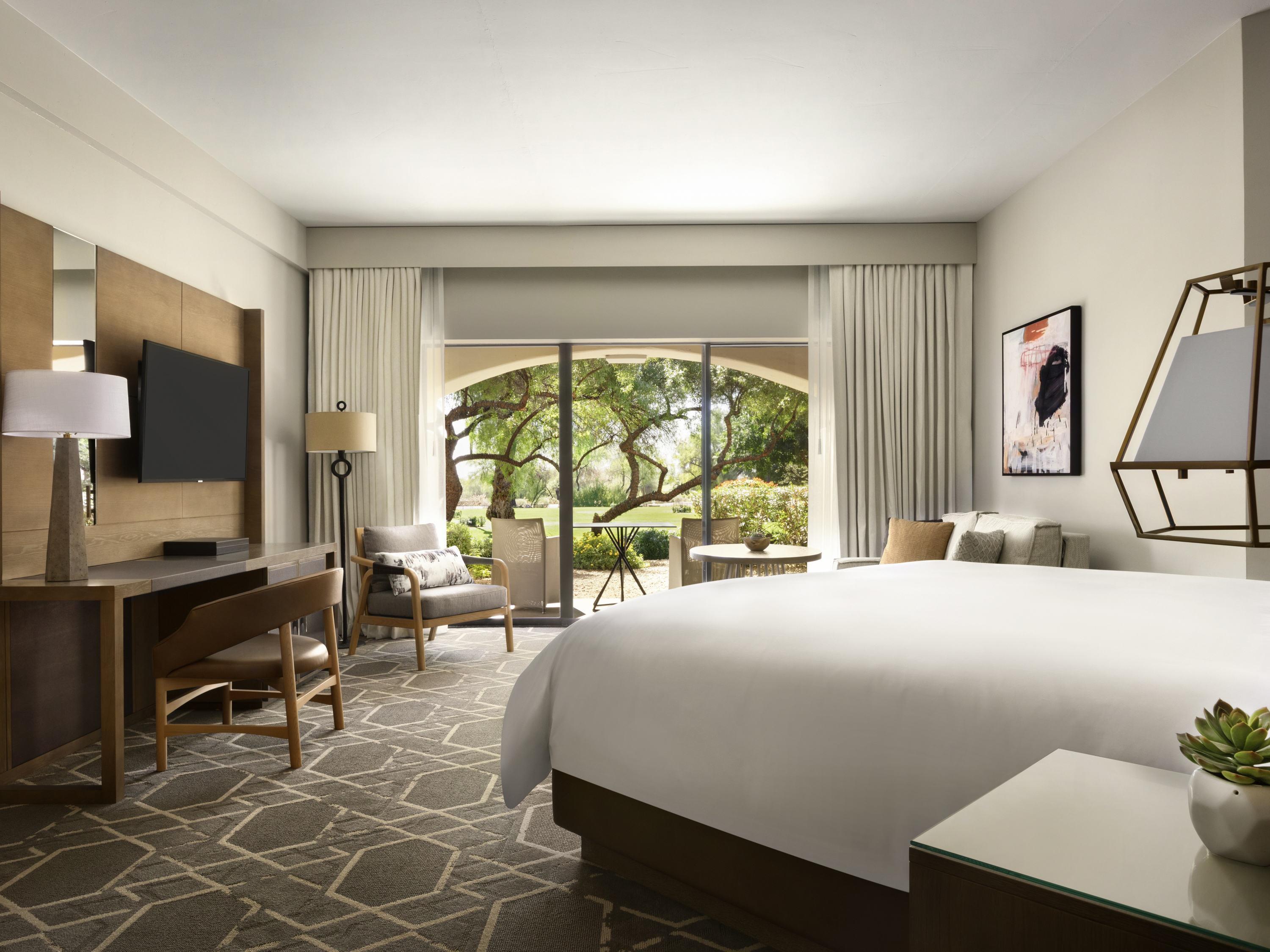غرفة بسرير كينج لذوي الإعاقة، Fairmont Scottsdale Princess 2/4