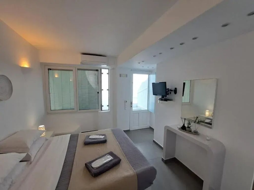DREAMING VIEW SUITES 60/60