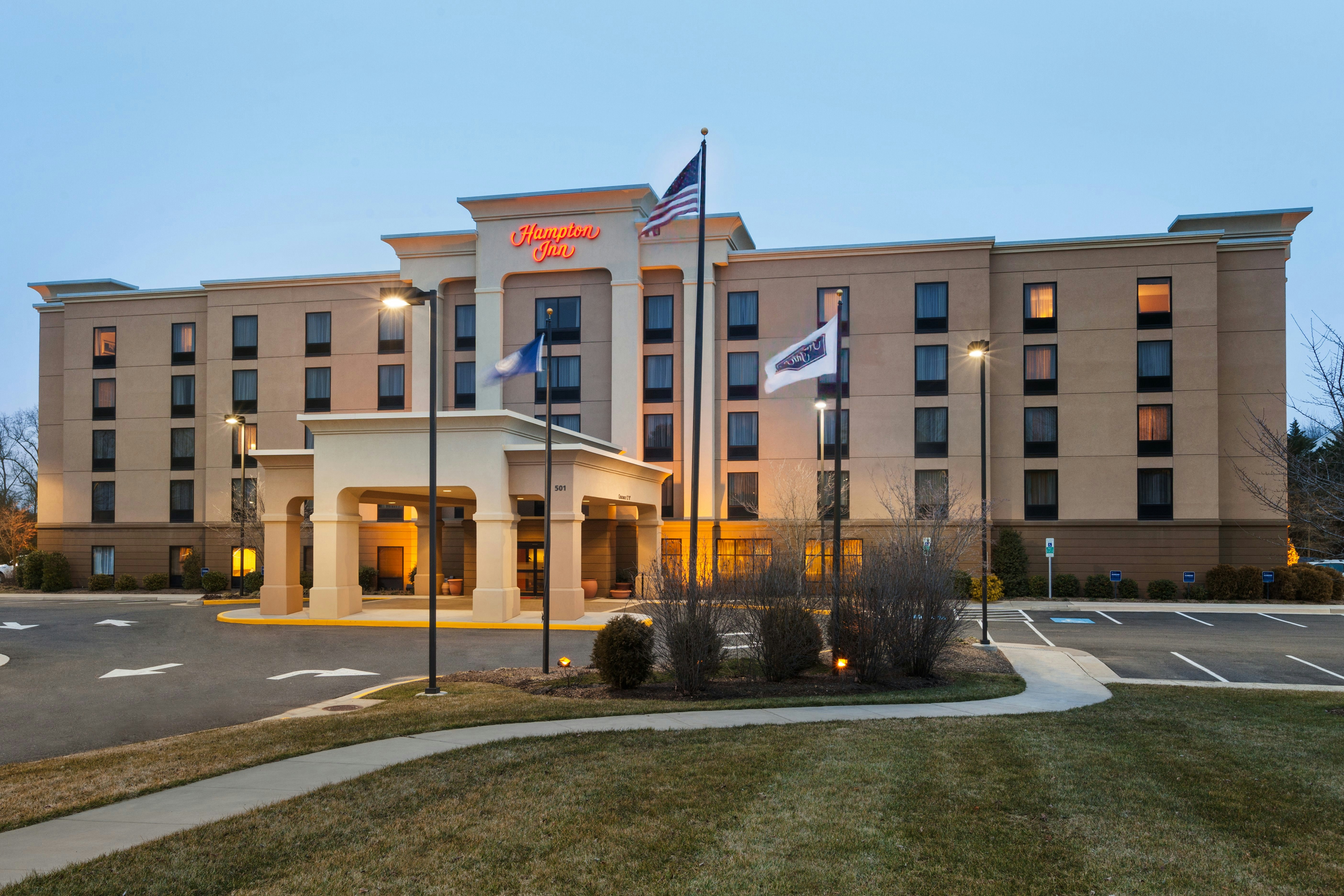 Hampton Inn Warrenton 49/52