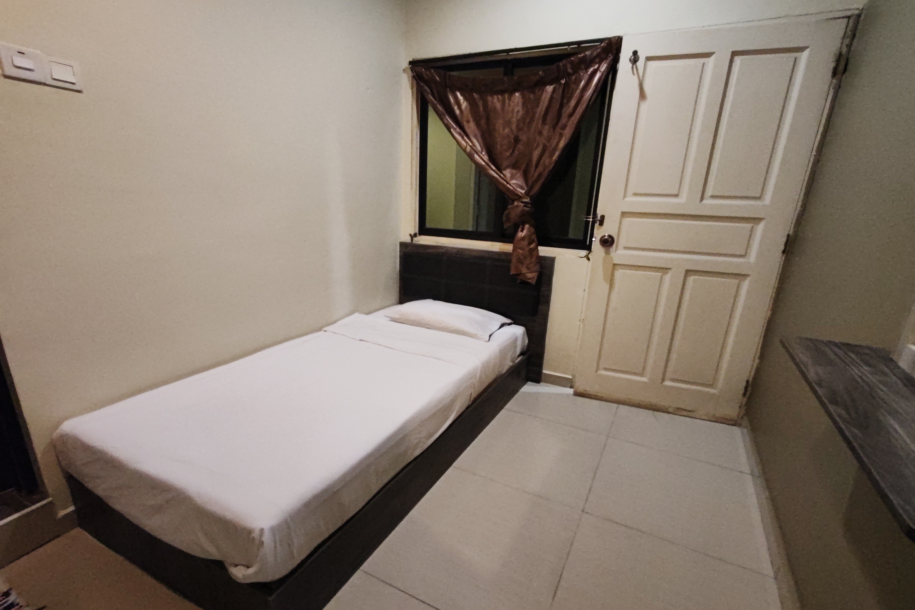 غرفة قياسية مفردة، OYO 1153 Heaven Hill Hotel 1 5/6