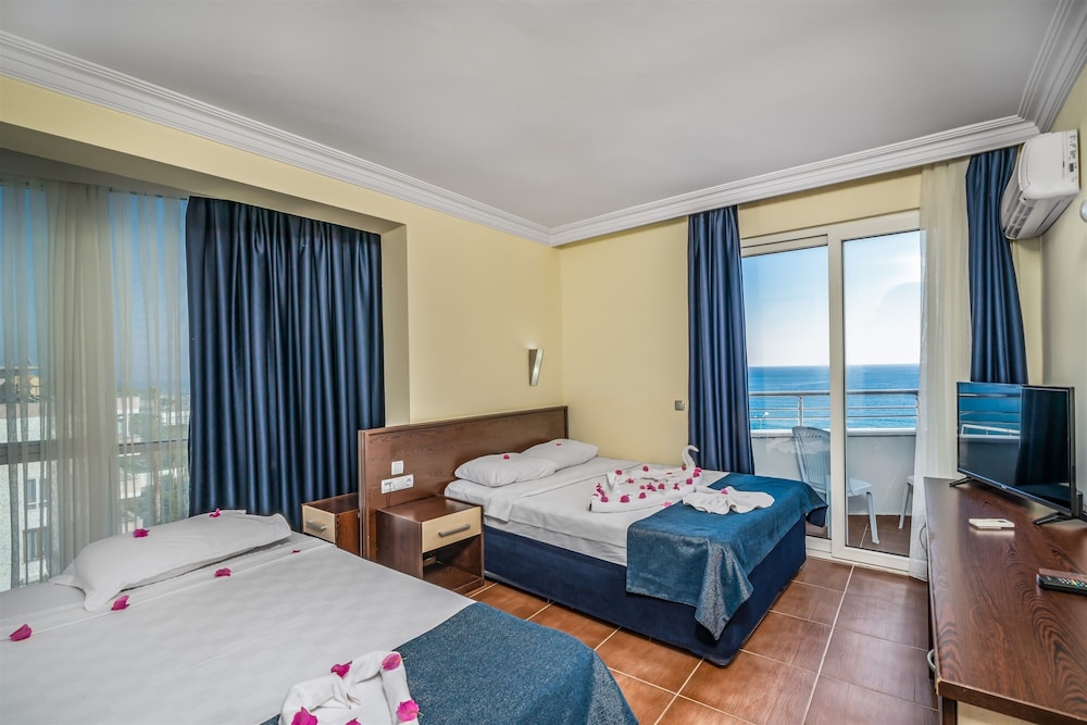 Arsi Blue Beach Hotel 14/50