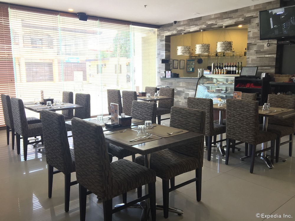 Gt Hotel Bacolod 23/31