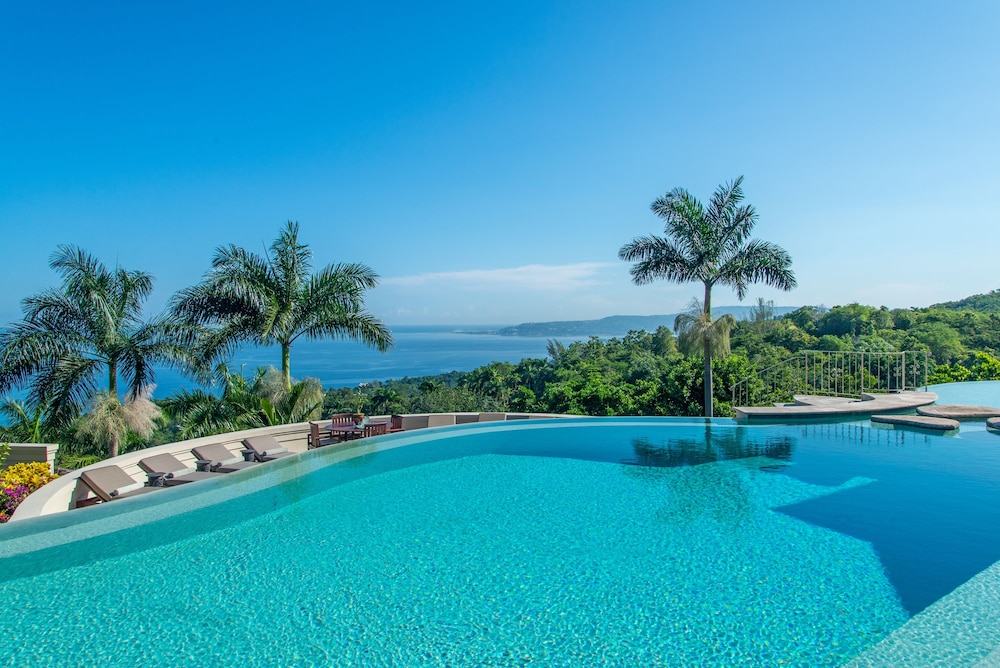 Silent Waters Villa 36/40