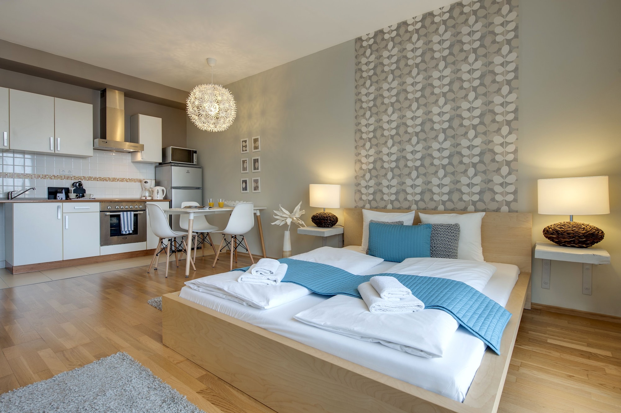 SUPERIOR, STUDIO, DOUBLE BED