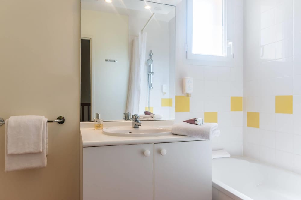 3 Rooms, Apartment, 3 Double Beds, Sofa 5/5
