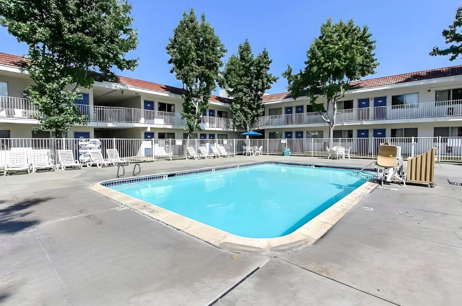 Park Inn by Radisson, San Jose 8/10