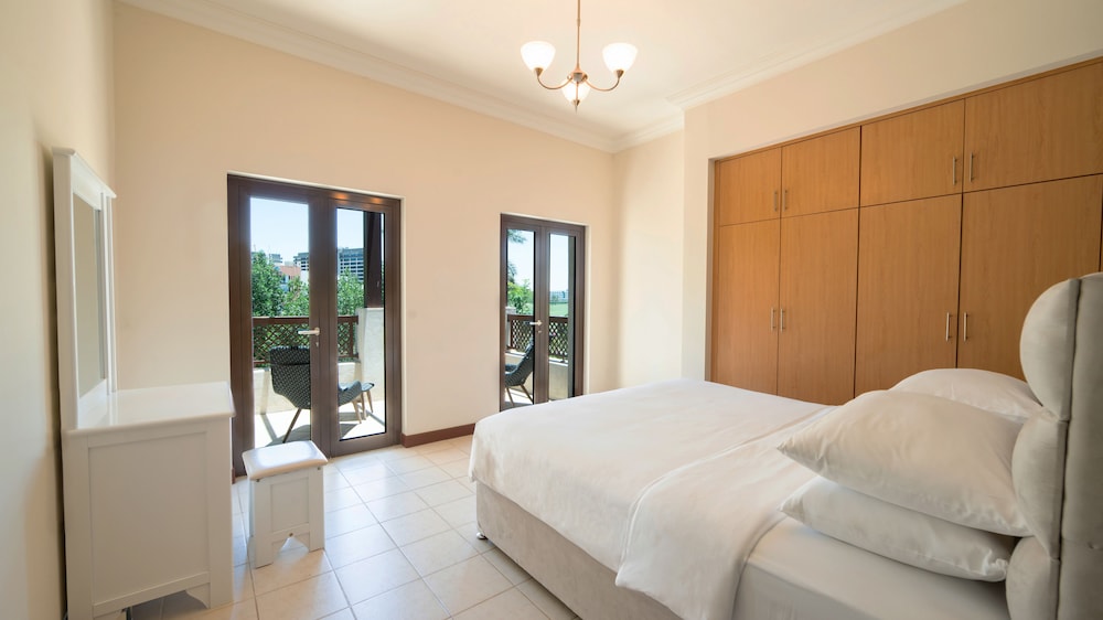 Dubai Creek Club Villas 9/36
