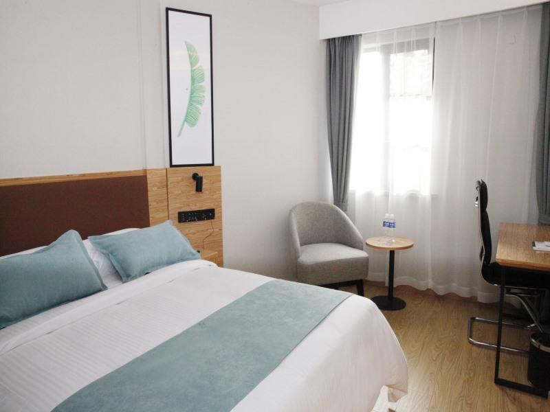 GreenTree Inn Anhui Anqing City Ji Xian South Road Express Hotel 8/20