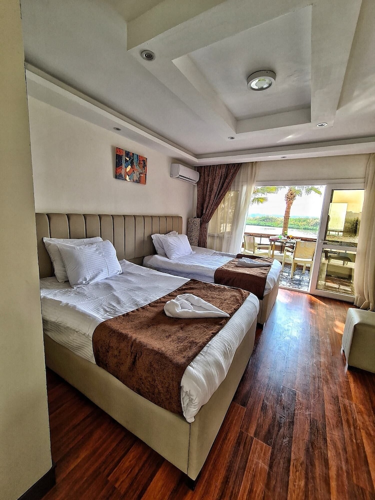 Jewel Maadi Cabins and Club 5/50