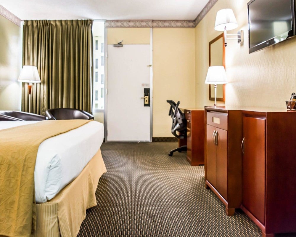 Quality Inn Tampa Airport - Cruise Port 20/69