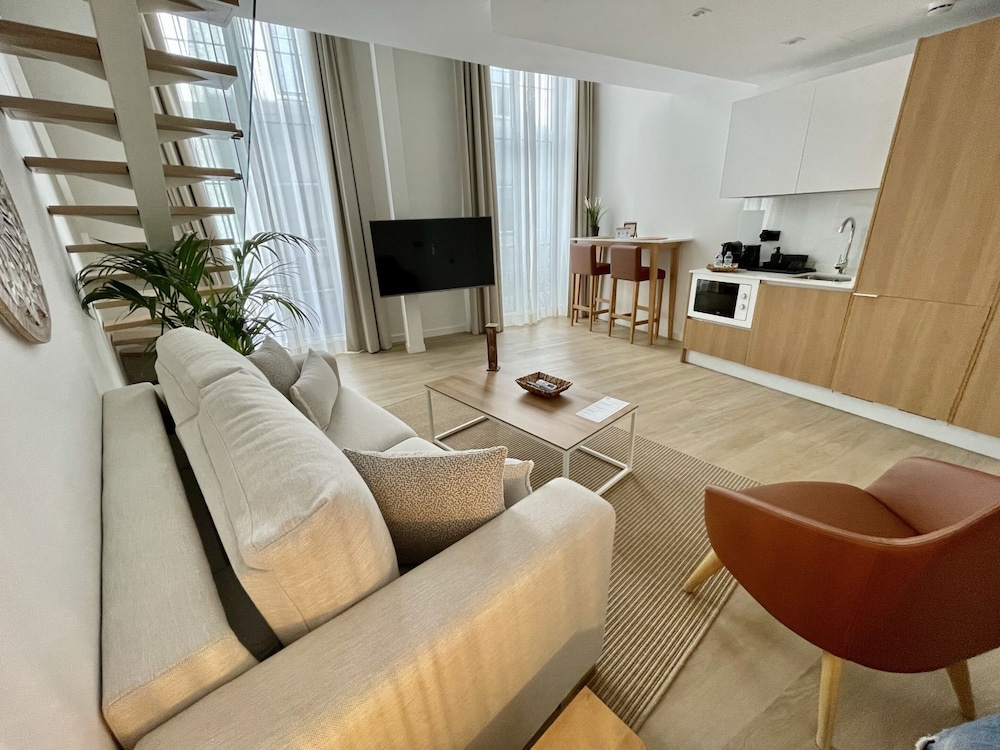 Hi Suites Hotel Emblematico 40/66