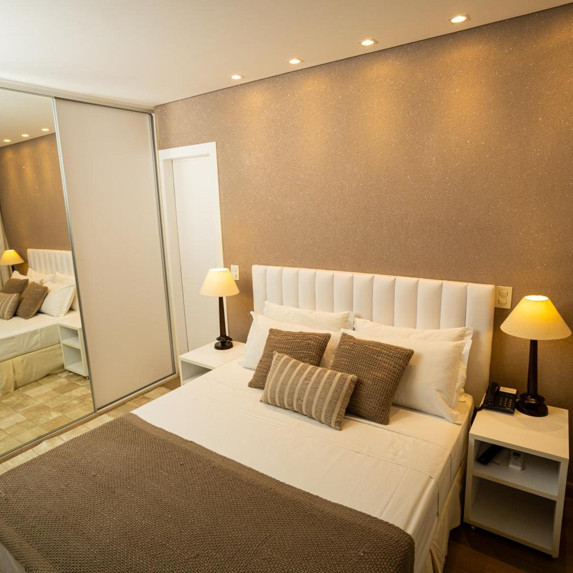 Alfa Hotel 17/50