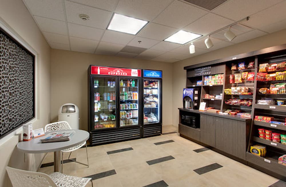 Candlewood Suites Secaucus 24/30