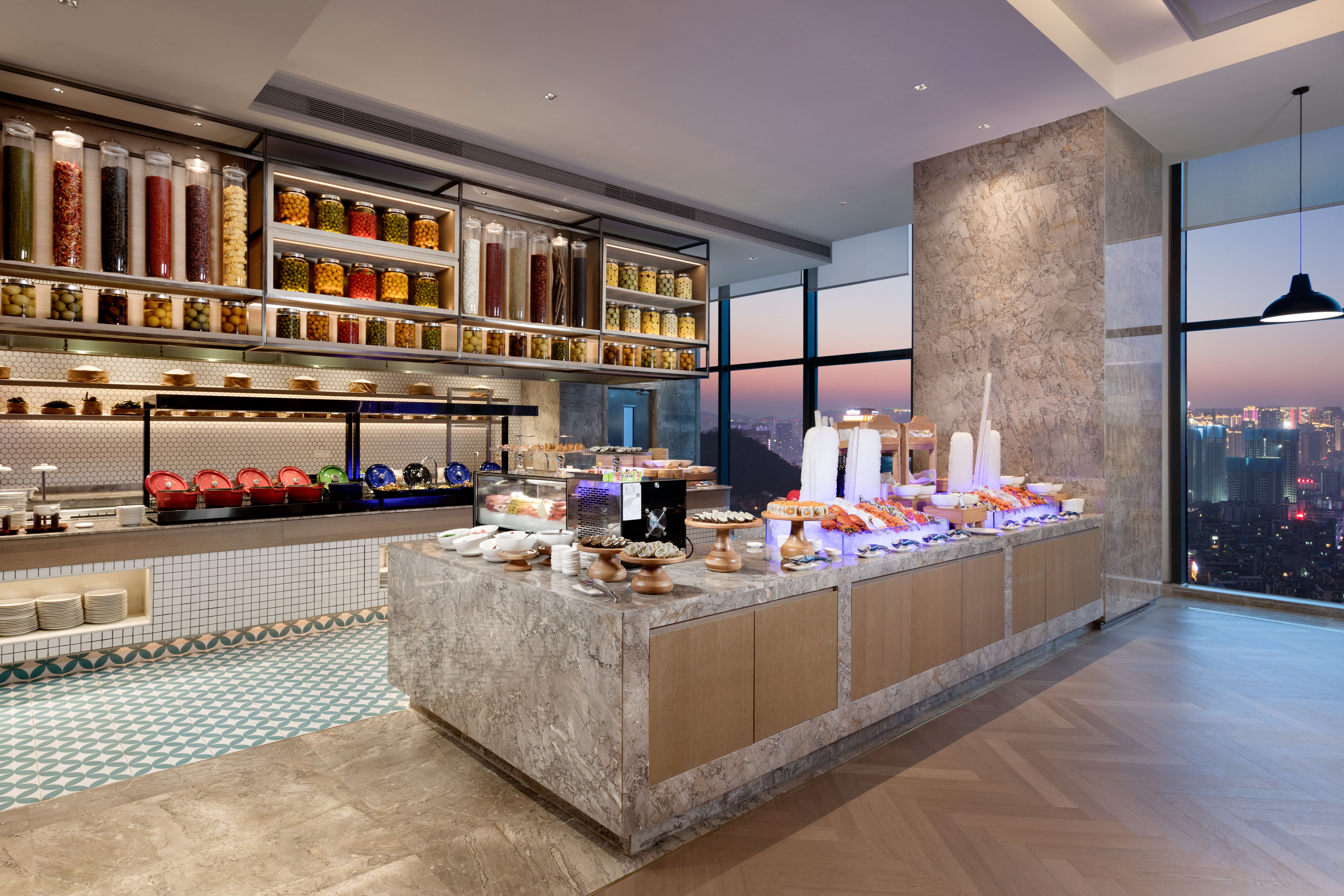 Holiday Inn Guiyang City Center 3/49