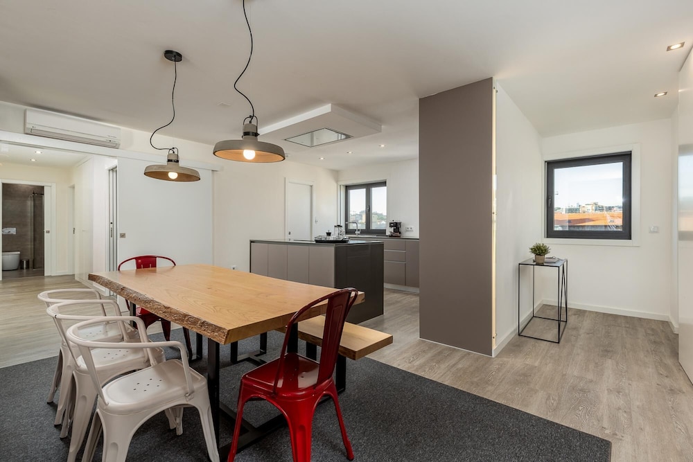 Your Opo Central Apartments 46/50