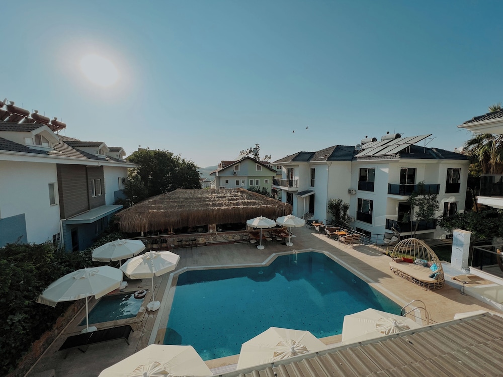 Marla Suite 43/50