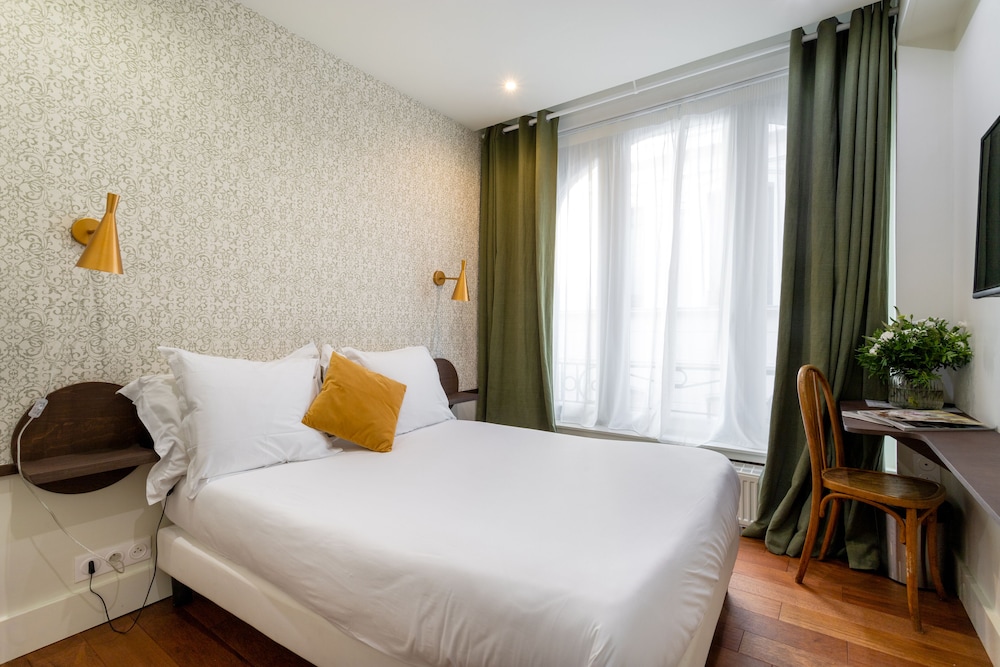 CLASSIC, DOUBLE BED