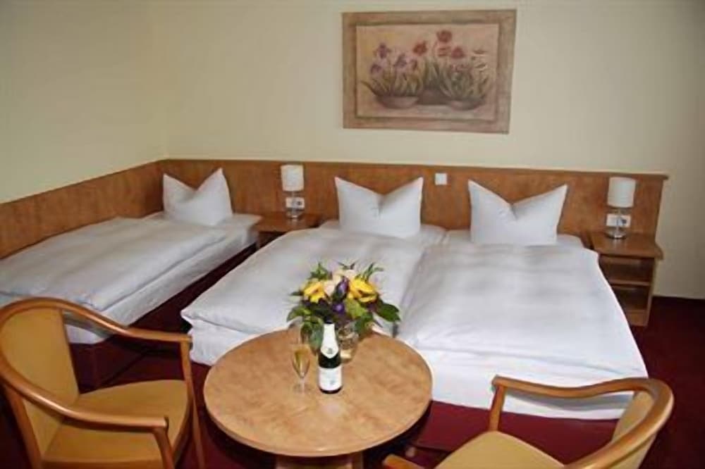 Hotel Garni Nuernberger Trichter 13/32