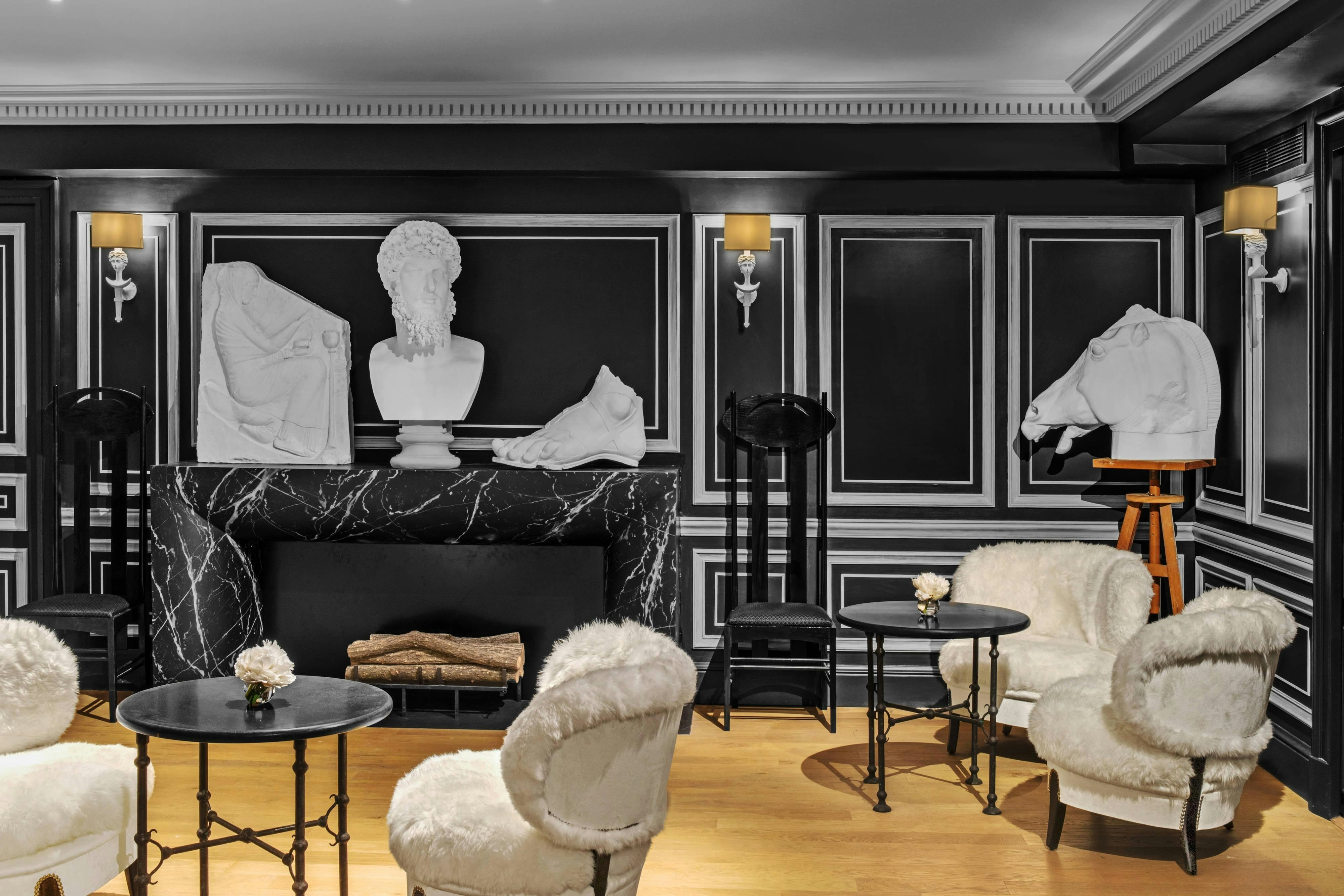 Hotel De Berri Champs-Elysees, A Luxury Collection Hotel, Paris 11/19