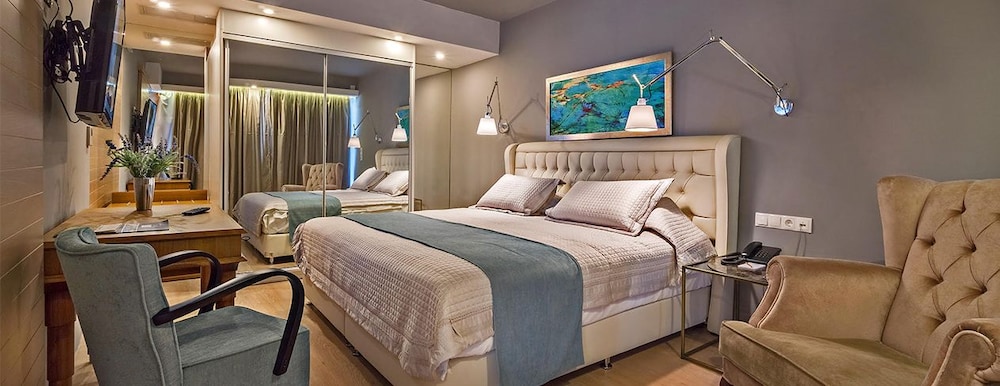 Swell Boutique Hotel 5/38