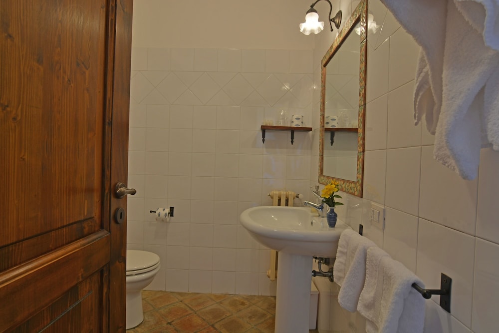 Casale Delle Rose 18/70